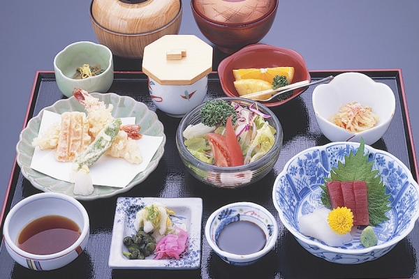 甘味と日本料理　花ごよみ 長久手文化の家店